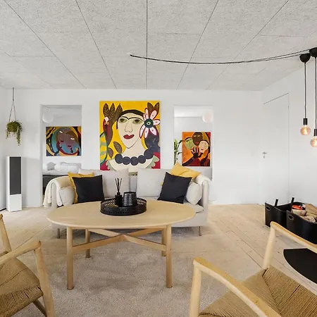 度假居 Two Bedroom In *